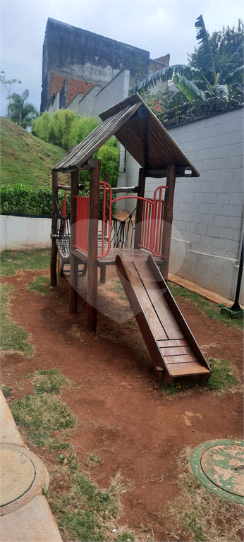 APARTAMENTO em LIMÃO