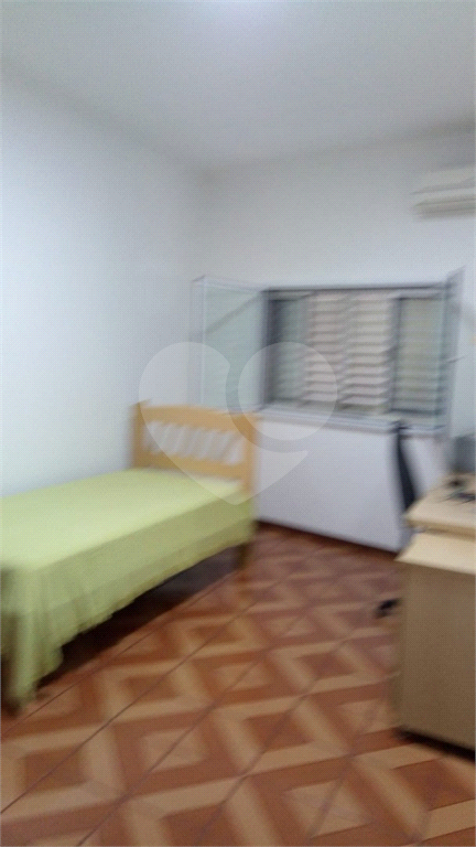 Casa de 3 quartos e uma suíte próximo ao metrô Jabaquara