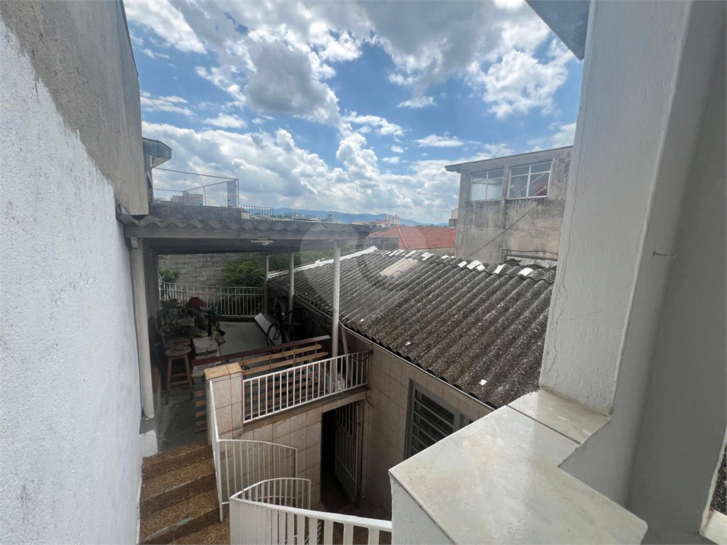 Casa térrea na Vila Constança com 3 dormitorios, sala, cozinha, 2 banheiros, 2 vagas com quintal.