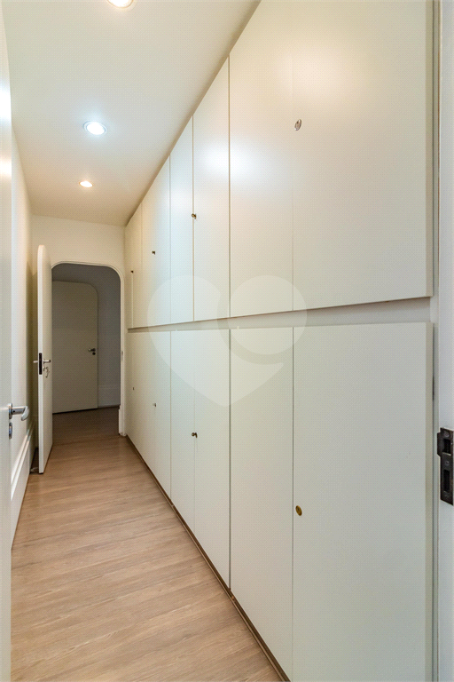 COBERTURA DUPLEX À VENDA COM ELEVADOR, JACUZZI, 5 QUARTOS E 4 VAGAS EM HIGIENÓPOLIS