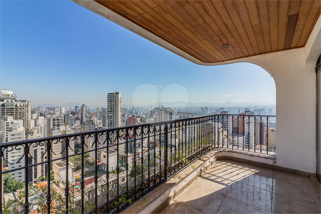 COBERTURA DUPLEX À VENDA COM ELEVADOR, JACUZZI, 5 QUARTOS E 4 VAGAS EM HIGIENÓPOLIS
