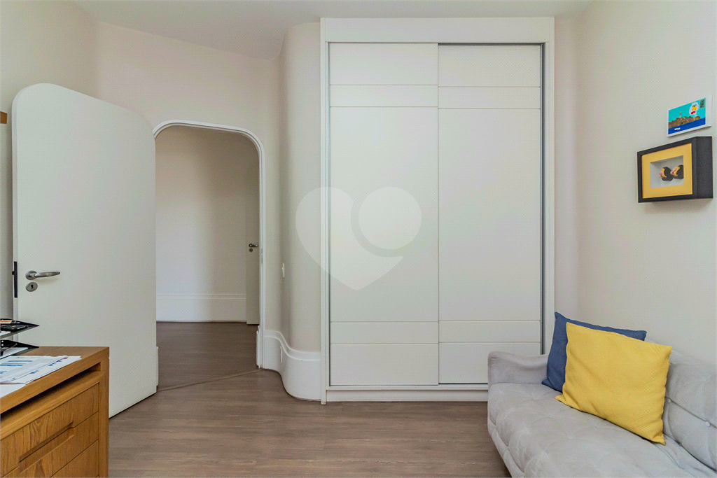 COBERTURA DUPLEX À VENDA COM ELEVADOR, JACUZZI, 5 QUARTOS E 4 VAGAS EM HIGIENÓPOLIS