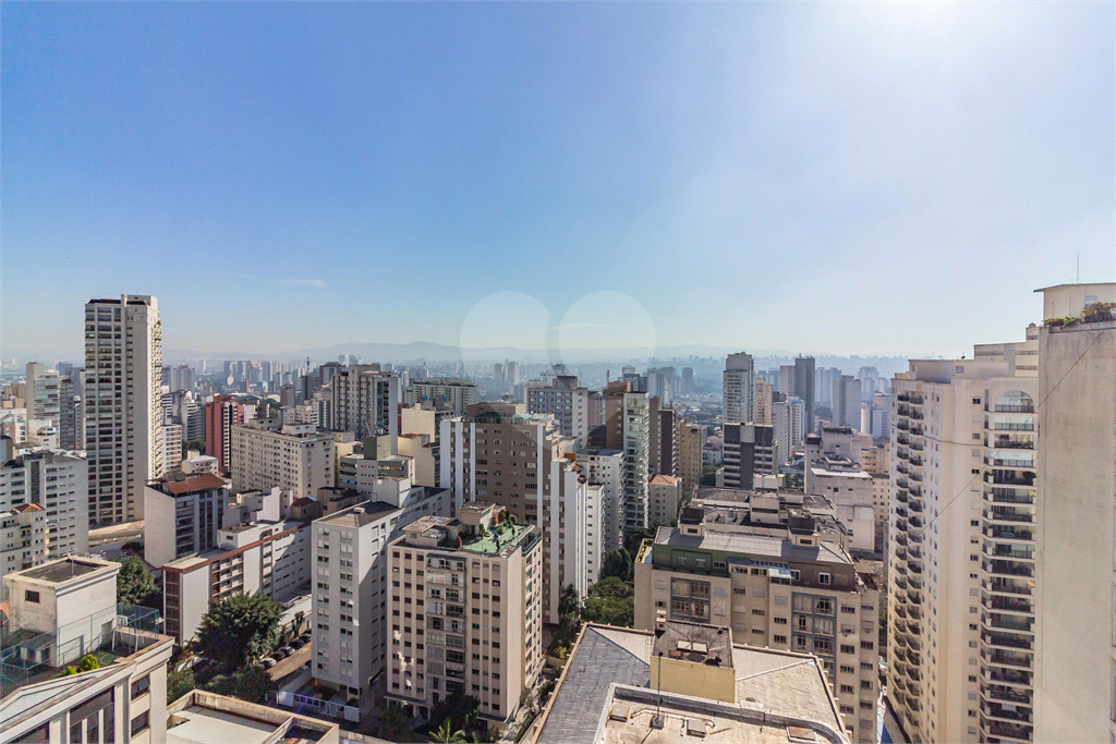 COBERTURA DUPLEX À VENDA COM ELEVADOR, JACUZZI, 5 QUARTOS E 4 VAGAS EM HIGIENÓPOLIS