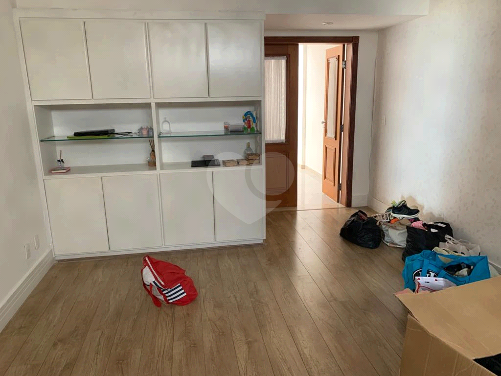 Casa de Condomínio à venda com 5 quartos, 310m² - Foto 18