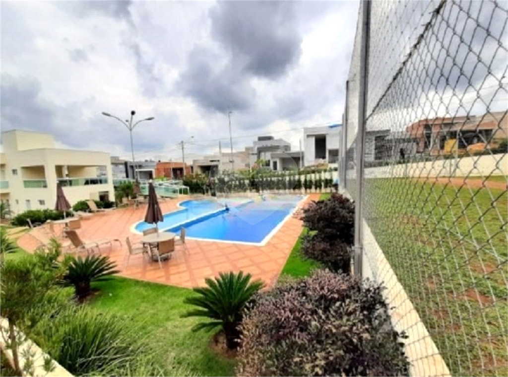 CONDOMÍNIO em JARDIM RESIDENCIAL VIENA
