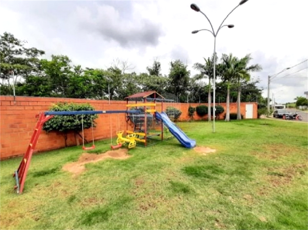 CONDOMÍNIO em JARDIM RESIDENCIAL VIENA