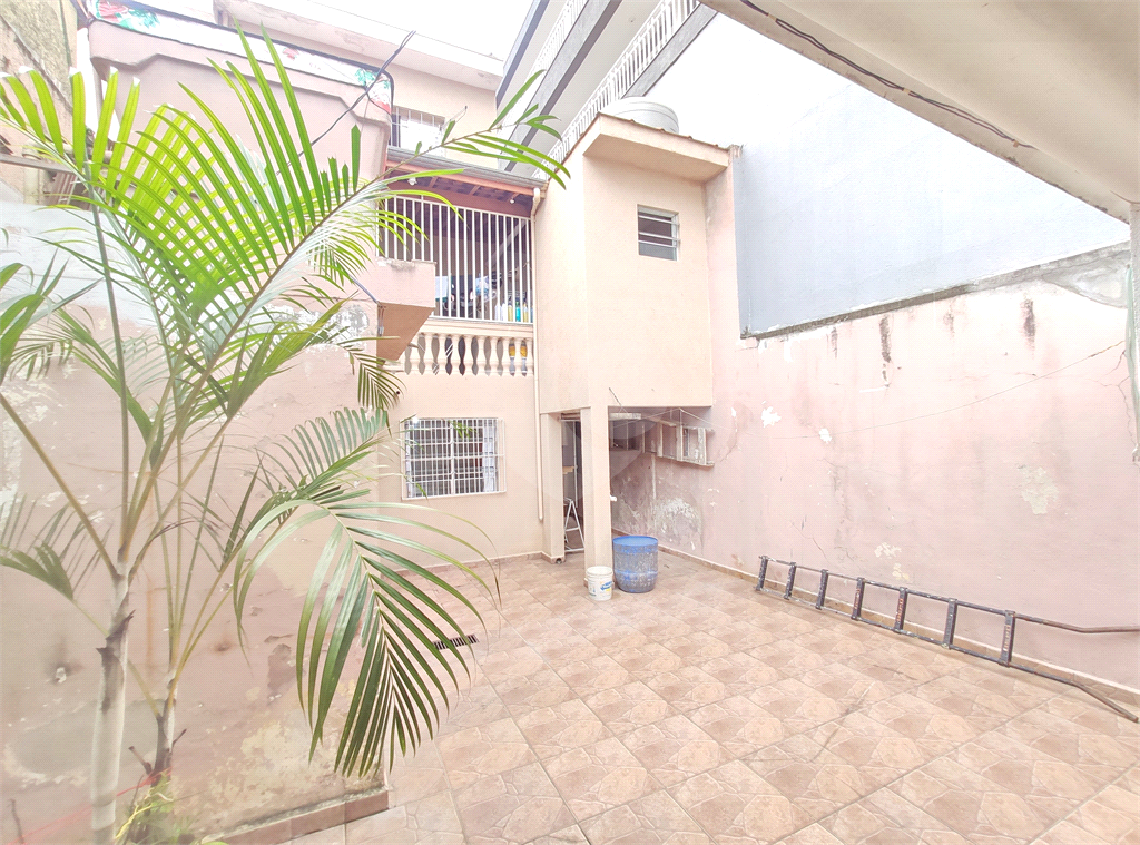 Sobrado com 3 dorm 2 vagas 