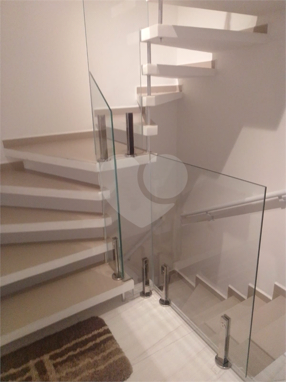 Maravilhoso sobrado 254m² - 5 dormitórios e piscina no Caiçara - Praia Grande  SP