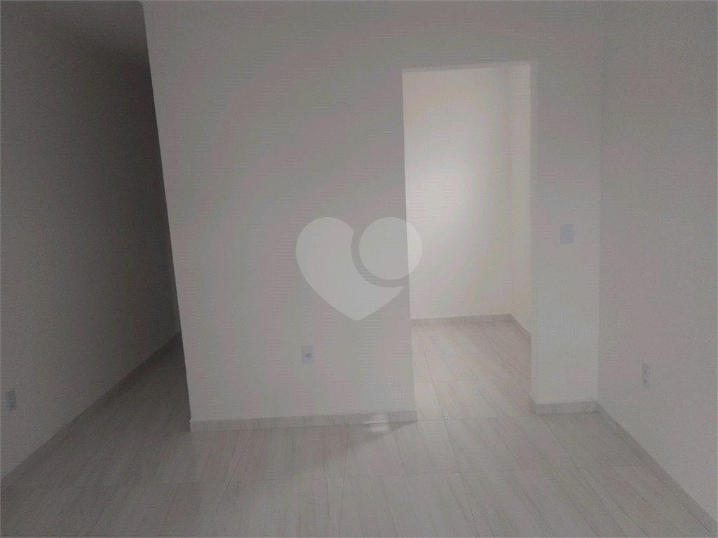 Maravilhoso sobrado 254m² - 5 dormitórios e piscina no Caiçara - Praia Grande  SP