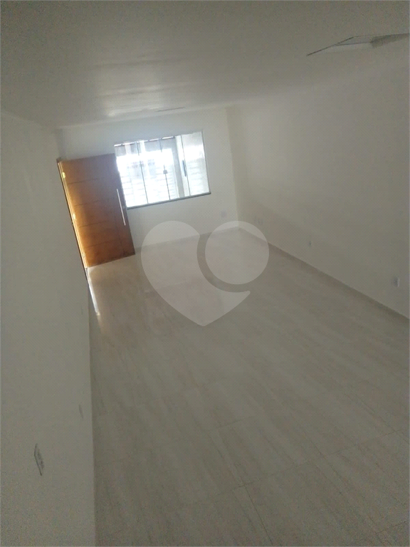 Maravilhoso sobrado 254m² - 5 dormitórios e piscina no Caiçara - Praia Grande  SP
