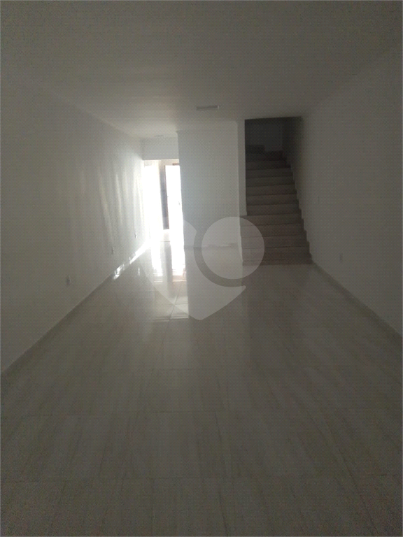 Maravilhoso sobrado 254m² - 5 dormitórios e piscina no Caiçara - Praia Grande  SP