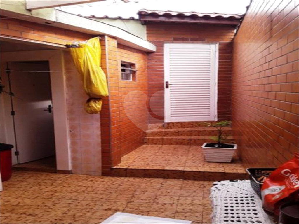 Sobrado à venda com 2 quartos, 70m² - Foto 18