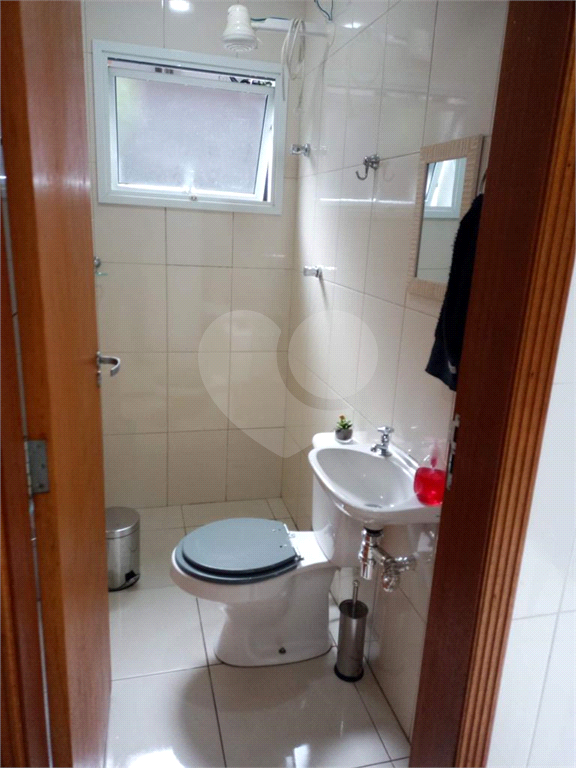 Sobrado, 3 quartos, 3 suítes, 4 vagas, 