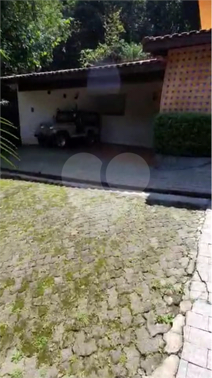 Casa em Condominio Serra da Cantareira 4 dormitórios e Piscina 