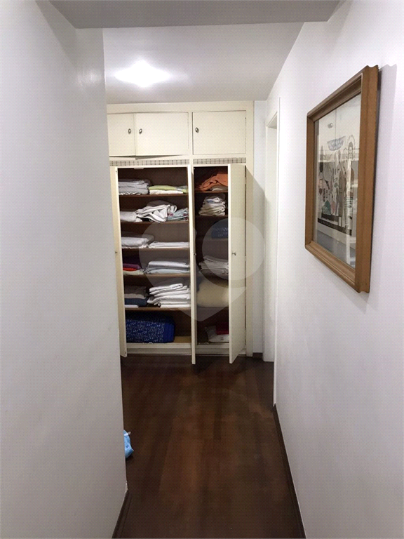 APARTAMENTO em MORUMBI