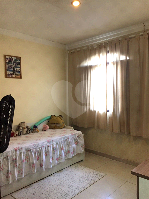 Sobrado 4 quartos, 2 suítes, 2 vagas,