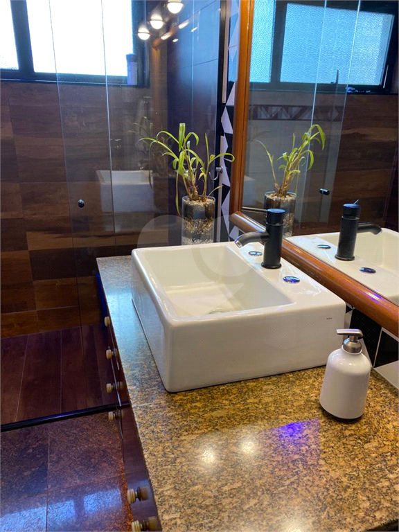 APARTAMENTO em JARDIM PAULISTA