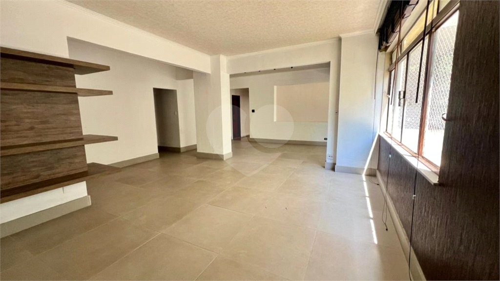 APARTAMENTO em JARDIM PAULISTA