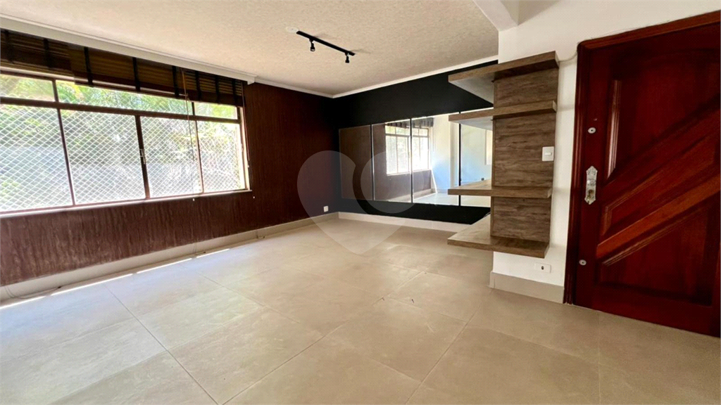 APARTAMENTO em JARDIM PAULISTA
