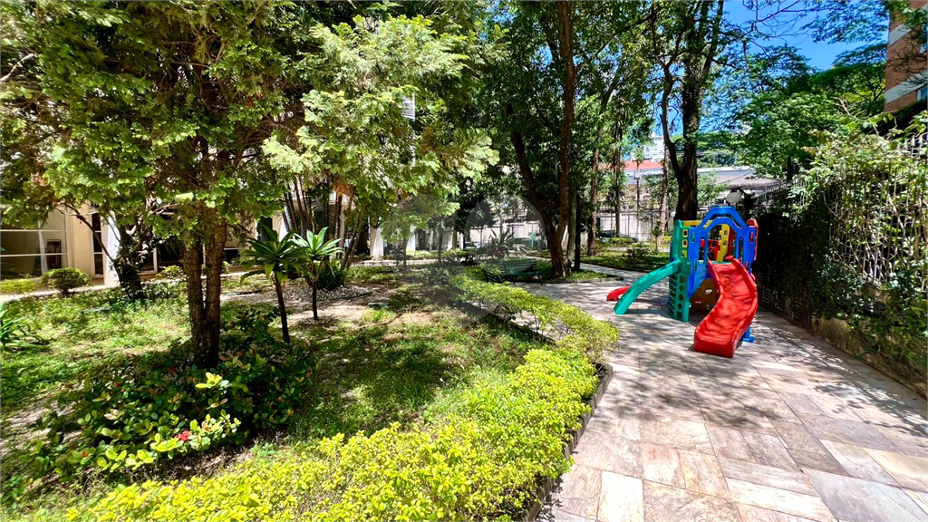 APARTAMENTO em JARDIM PAULISTA