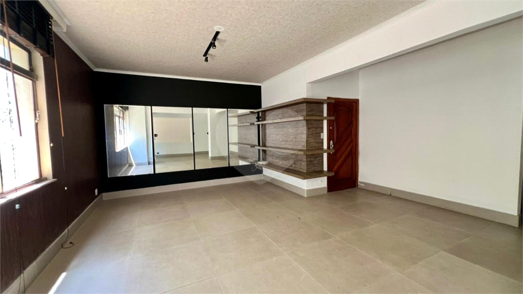 APARTAMENTO em JARDIM PAULISTA