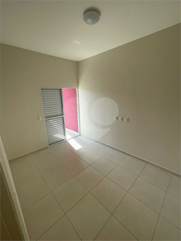 Casa de Condomínio para alugar com 3 quartos, 120m² - Foto 12