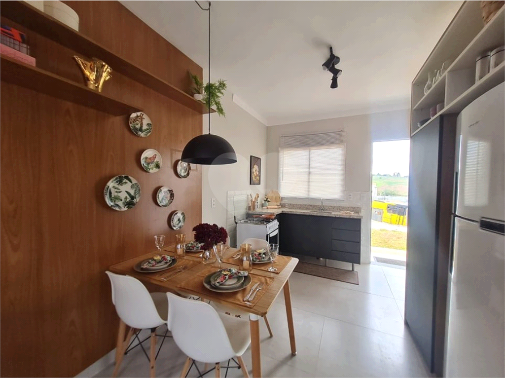 Casa à venda com 2 quartos, 50m² - Foto 4