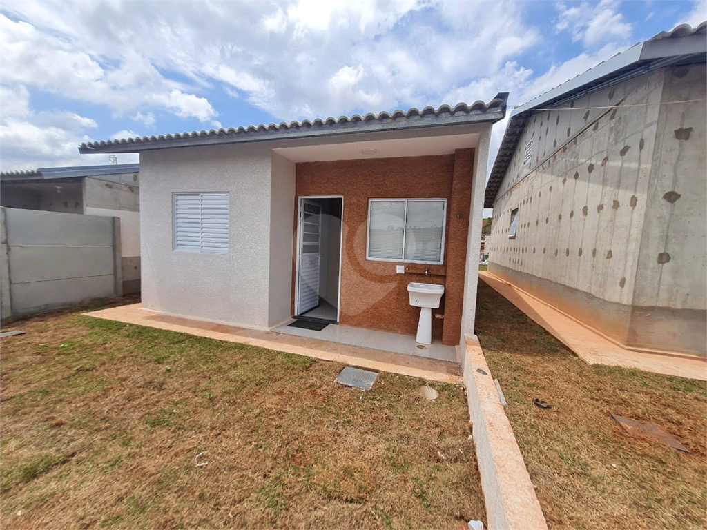 Casa à venda com 2 quartos, 50m² - Foto 24