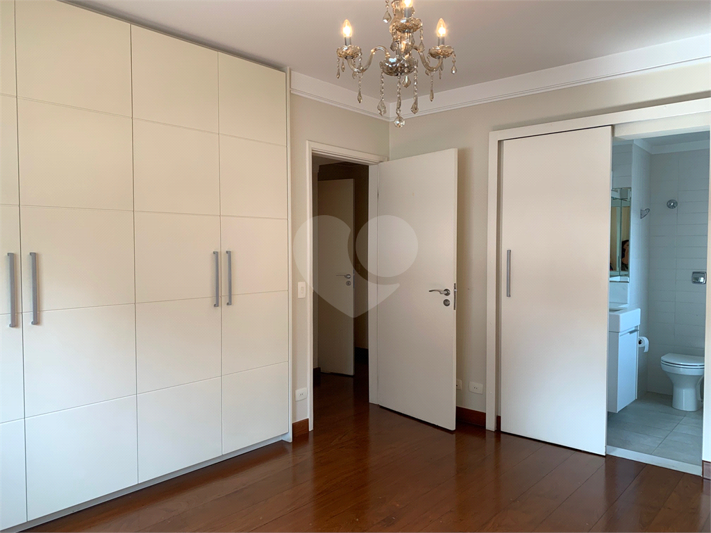 Excelente Apartamento - Jardins, com 2 dormitórios+3o. reversível, Escritório (HOME OFFICE), 1 vaga