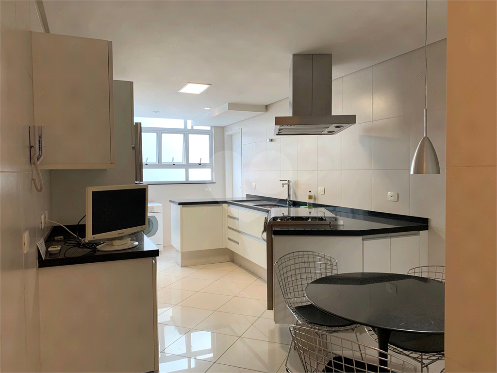 Excelente Apartamento - Jardins, com 2 dormitórios+3o. reversível, Escritório (HOME OFFICE), 1 vaga