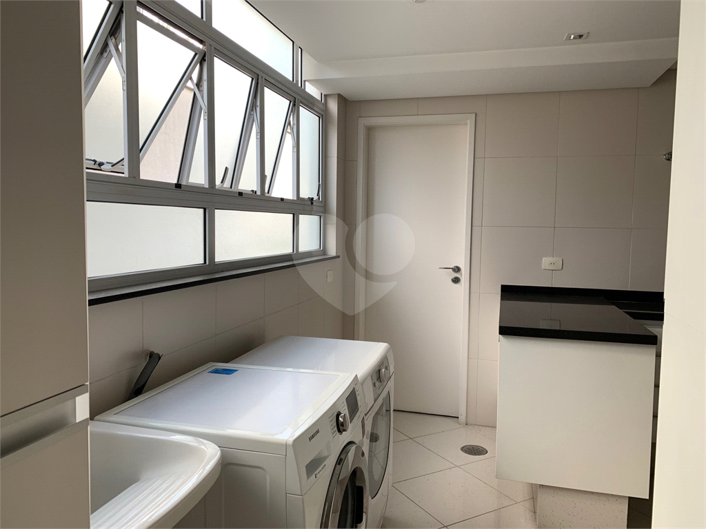 Excelente Apartamento - Jardins, com 2 dormitórios+3o. reversível, Escritório (HOME OFFICE), 1 vaga