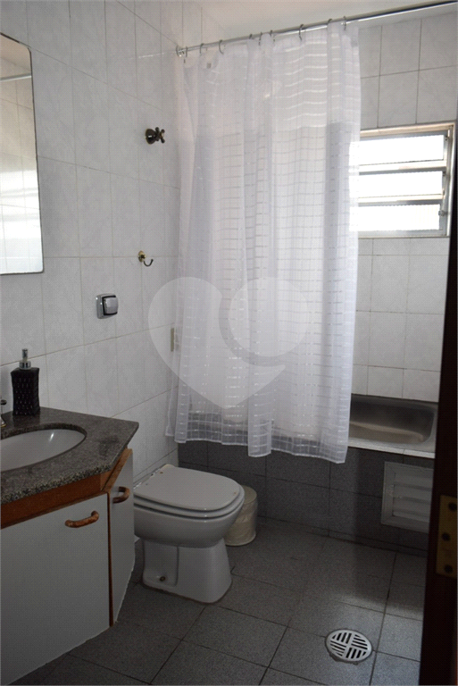 SOBRADO ÓTIMA LOCALIZAÇÃO  200 AC