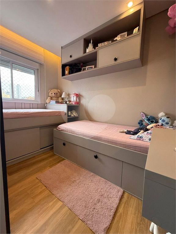 Apartamento à venda na Parada Inglesa . Com 2 dormitórios, 1 suíte, Varanda Gourmet e 1 vaga.