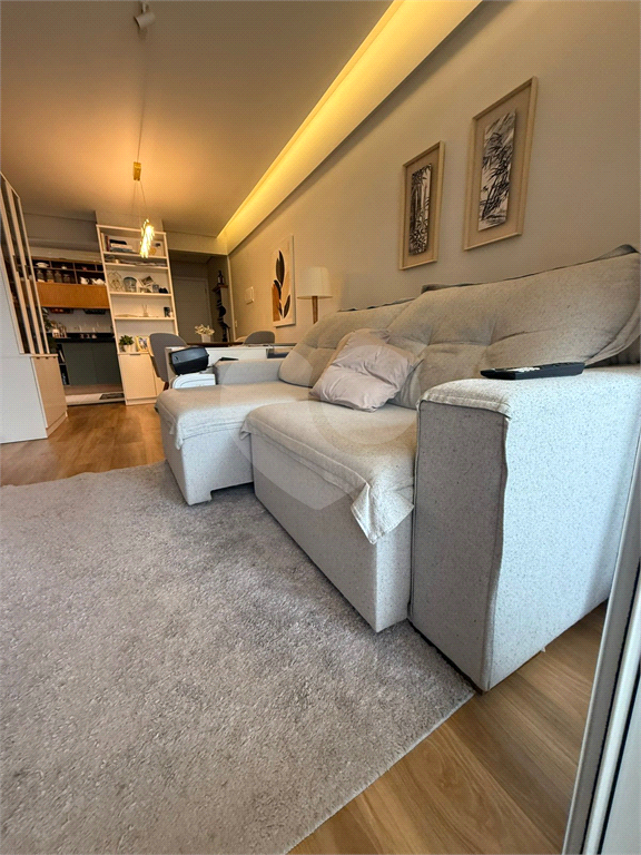 Apartamento à venda na Parada Inglesa . Com 2 dormitórios, 1 suíte, Varanda Gourmet e 1 vaga.