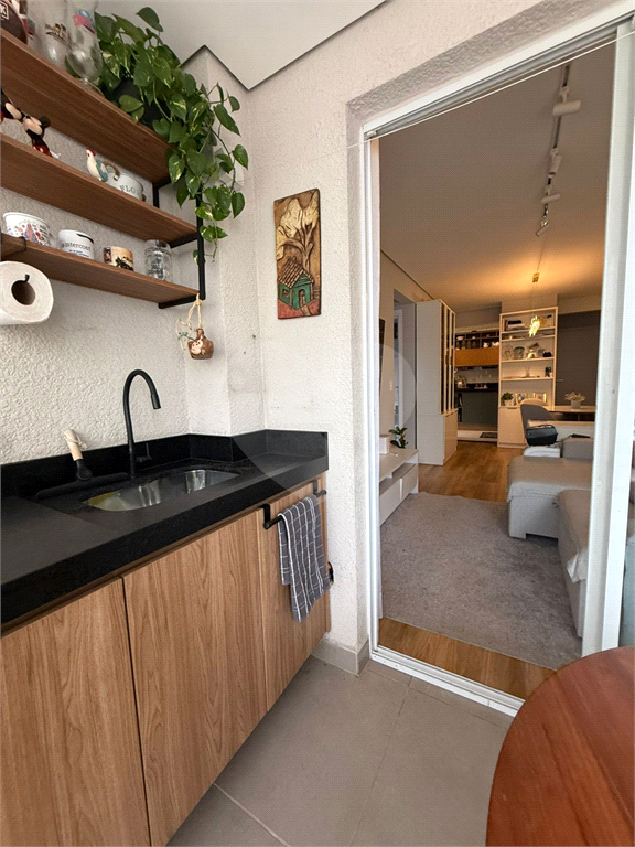 Apartamento à venda na Parada Inglesa . Com 2 dormitórios, 1 suíte, Varanda Gourmet e 1 vaga.