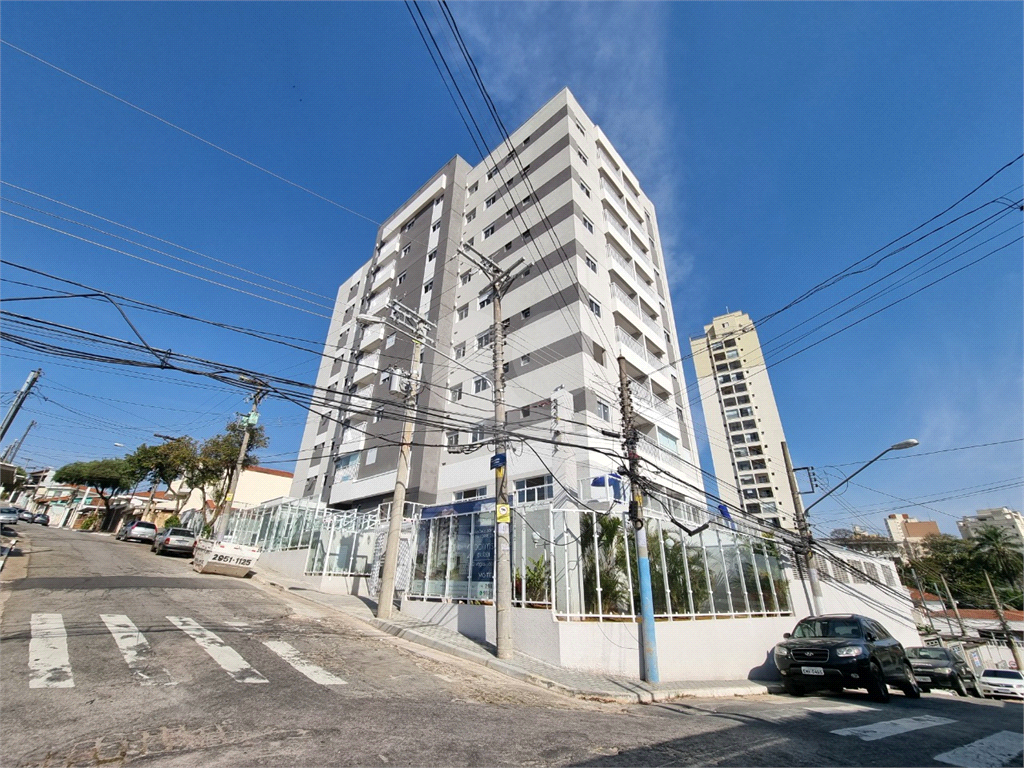 Condomínio com aptos de 2 dormitórios, 1 suíte, 1 ou 2 vagas, próximo ao metrô Parada Inglesa.