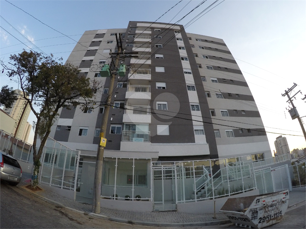 Condomínio com aptos de 2 dormitórios, 1 suíte, 1 ou 2 vagas, próximo ao metrô Parada Inglesa.