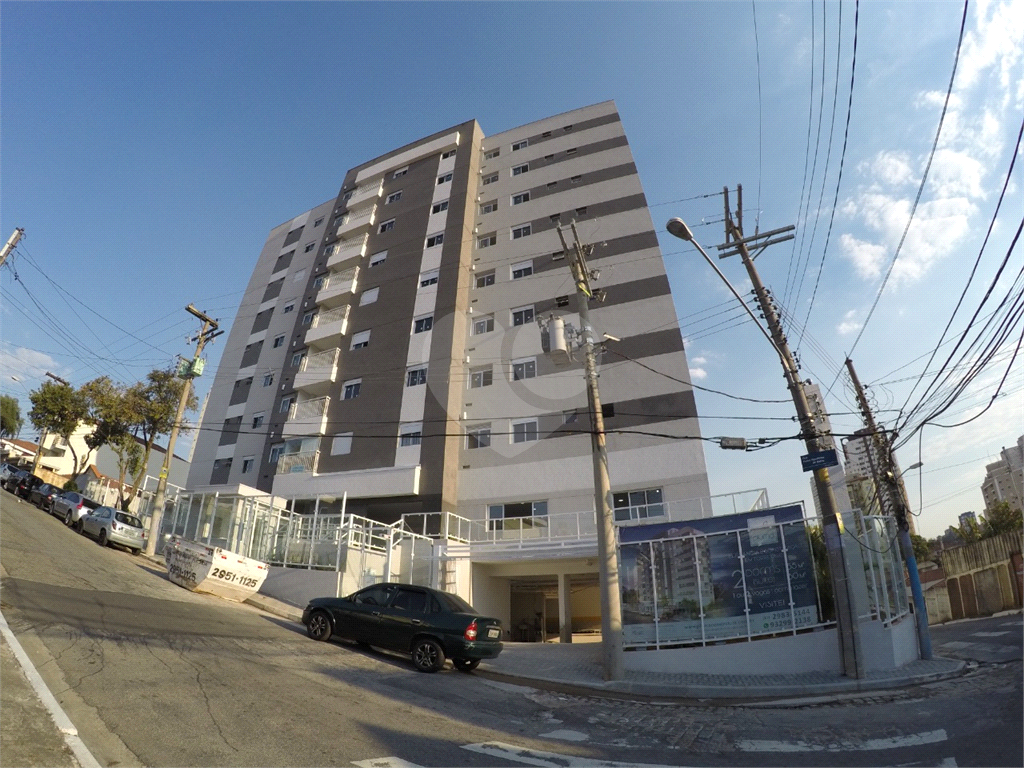Condomínio com aptos de 2 dormitórios, 1 suíte, 1 ou 2 vagas, próximo ao metrô Parada Inglesa.