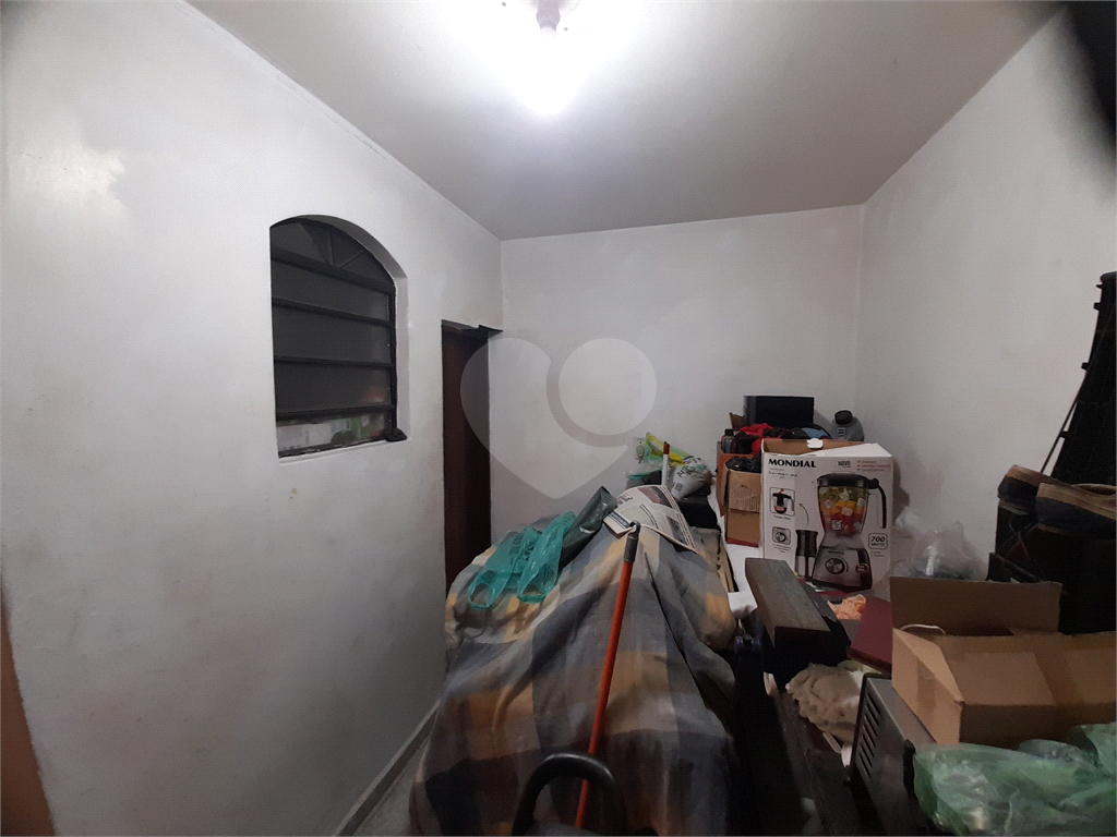 Sobrado para venda ou locação.