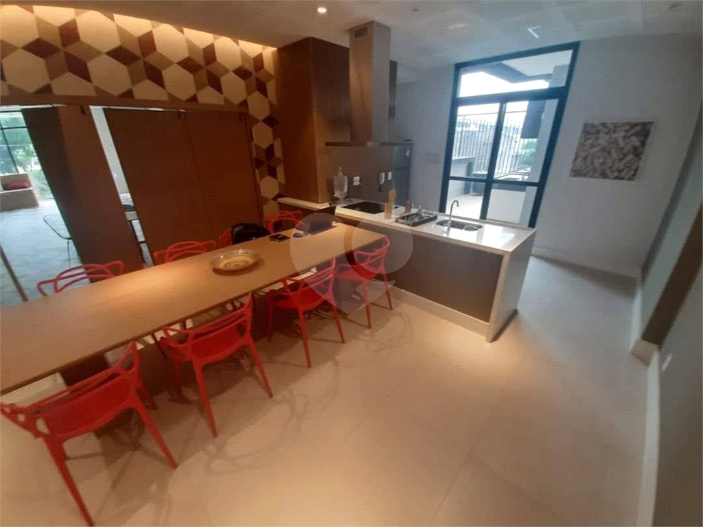 APARTAMENTO em VILA PRUDENTE