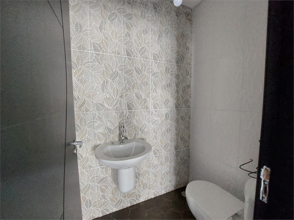 NOVO PRÉDIO COMERCIAL NA BRAZ LEME , 300 M² IMPECÁVEL COM ELEVADOR, PÉ DIREITO DUPLO