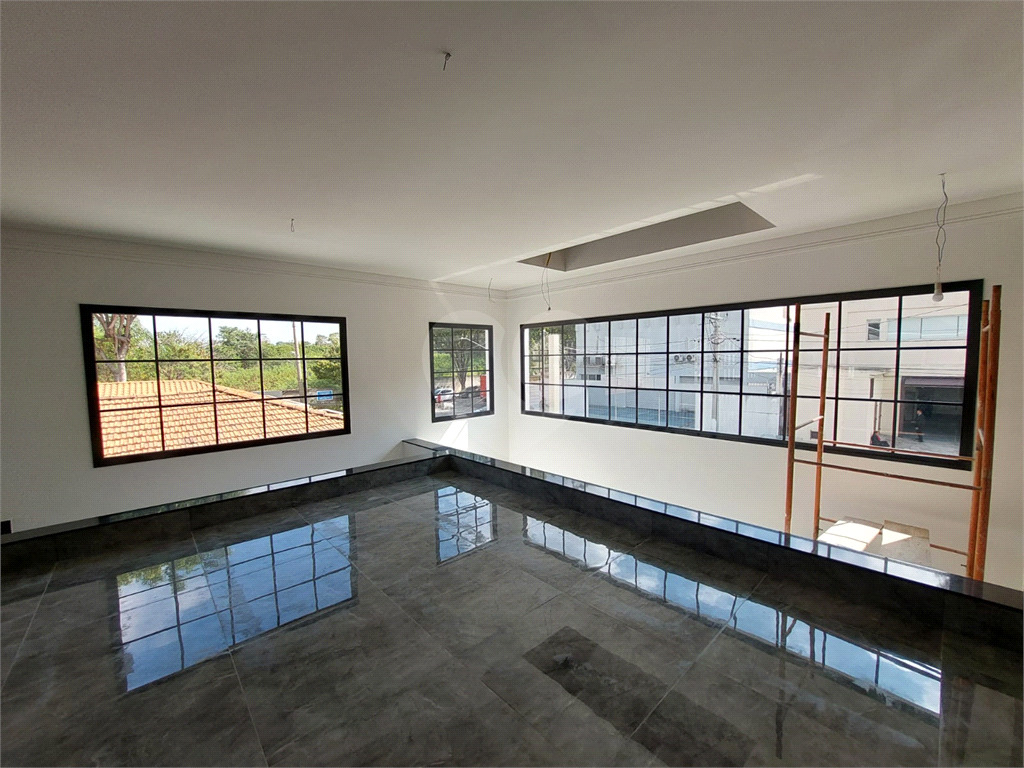 NOVO PRÉDIO COMERCIAL NA BRAZ LEME , 300 M² IMPECÁVEL COM ELEVADOR, PÉ DIREITO DUPLO