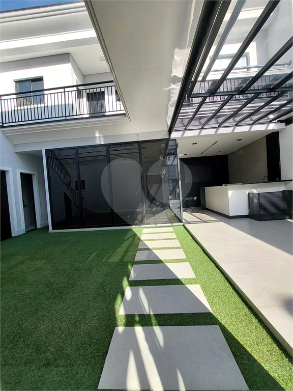 NOVO PRÉDIO COMERCIAL NA BRAZ LEME , 300 M² IMPECÁVEL COM ELEVADOR, PÉ DIREITO DUPLO