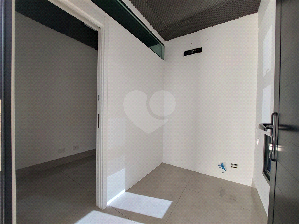 NOVO PRÉDIO COMERCIAL NA BRAZ LEME , 300 M² IMPECÁVEL COM ELEVADOR, PÉ DIREITO DUPLO