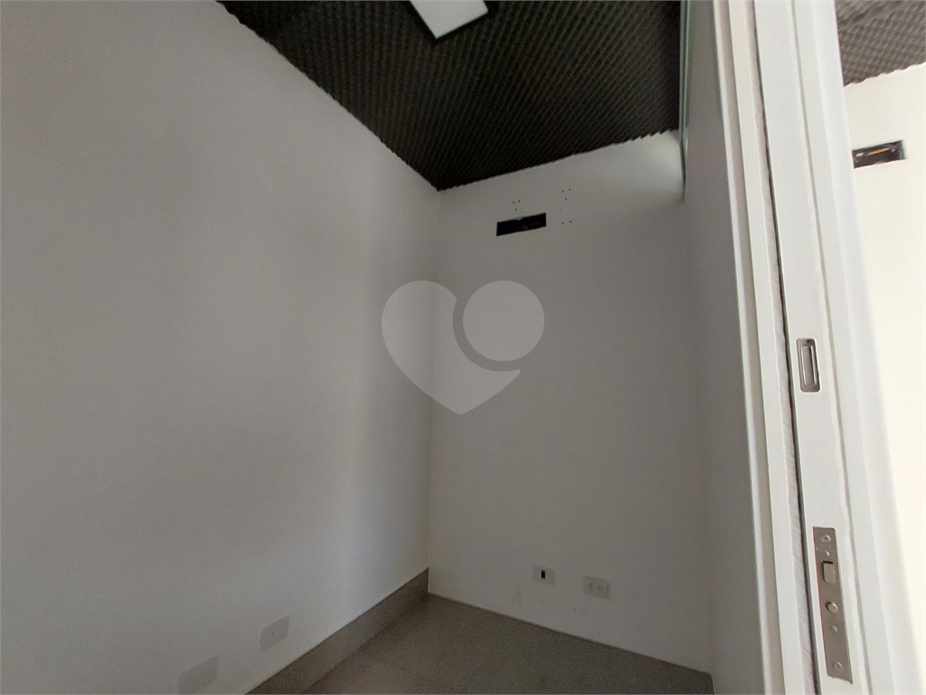 NOVO PRÉDIO COMERCIAL NA BRAZ LEME , 300 M² IMPECÁVEL COM ELEVADOR, PÉ DIREITO DUPLO