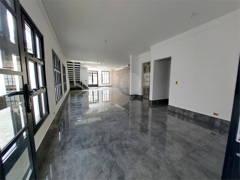 NOVO PRÉDIO COMERCIAL NA BRAZ LEME , 300 M² IMPECÁVEL COM ELEVADOR, PÉ DIREITO DUPLO