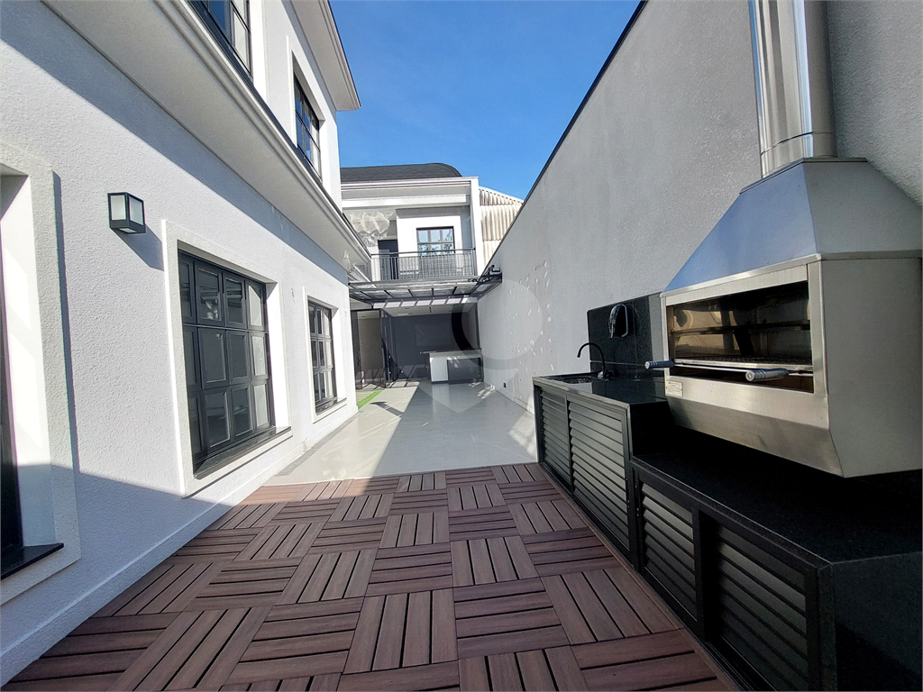 NOVO PRÉDIO COMERCIAL NA BRAZ LEME , 300 M² IMPECÁVEL COM ELEVADOR, PÉ DIREITO DUPLO