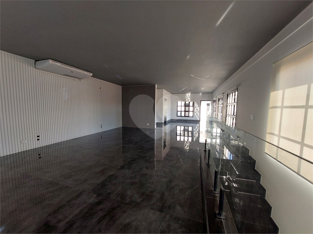 NOVO PRÉDIO COMERCIAL NA BRAZ LEME , 300 M² IMPECÁVEL COM ELEVADOR, PÉ DIREITO DUPLO