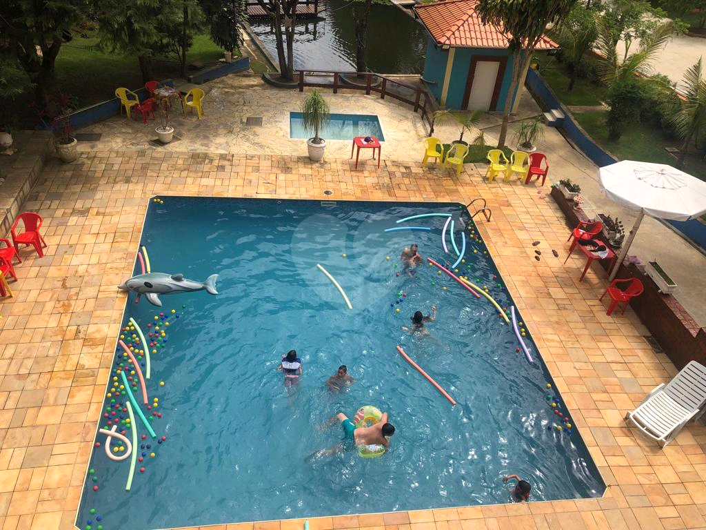 Sitio Pousada Espaço Canada Com todo conforto e lazer completo contando com 80vagas de veículos