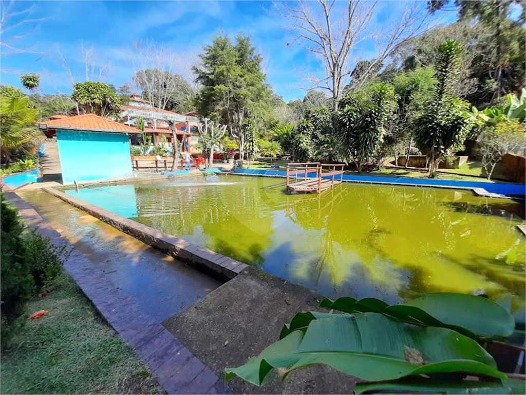 Sitio Pousada Espaço Canada Com todo conforto e lazer completo contando com 80vagas de veículos